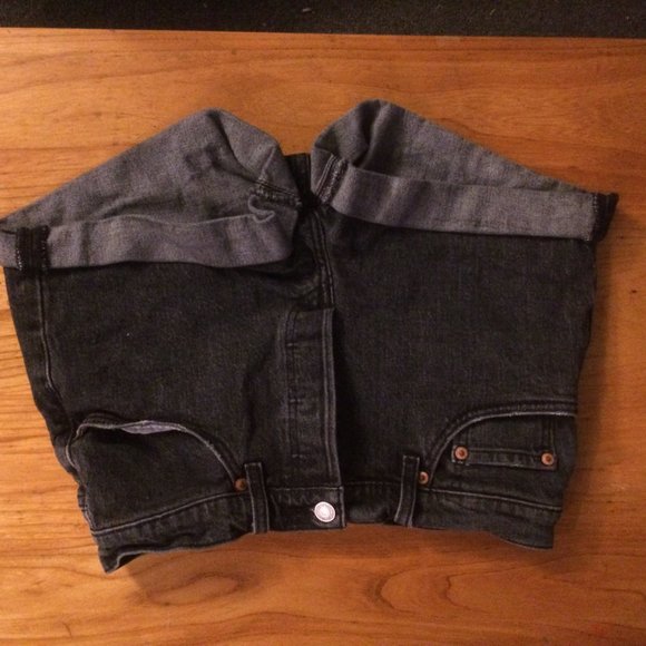 Levi's 501 Washed Black Denim Shorts - Picture 2 of 2